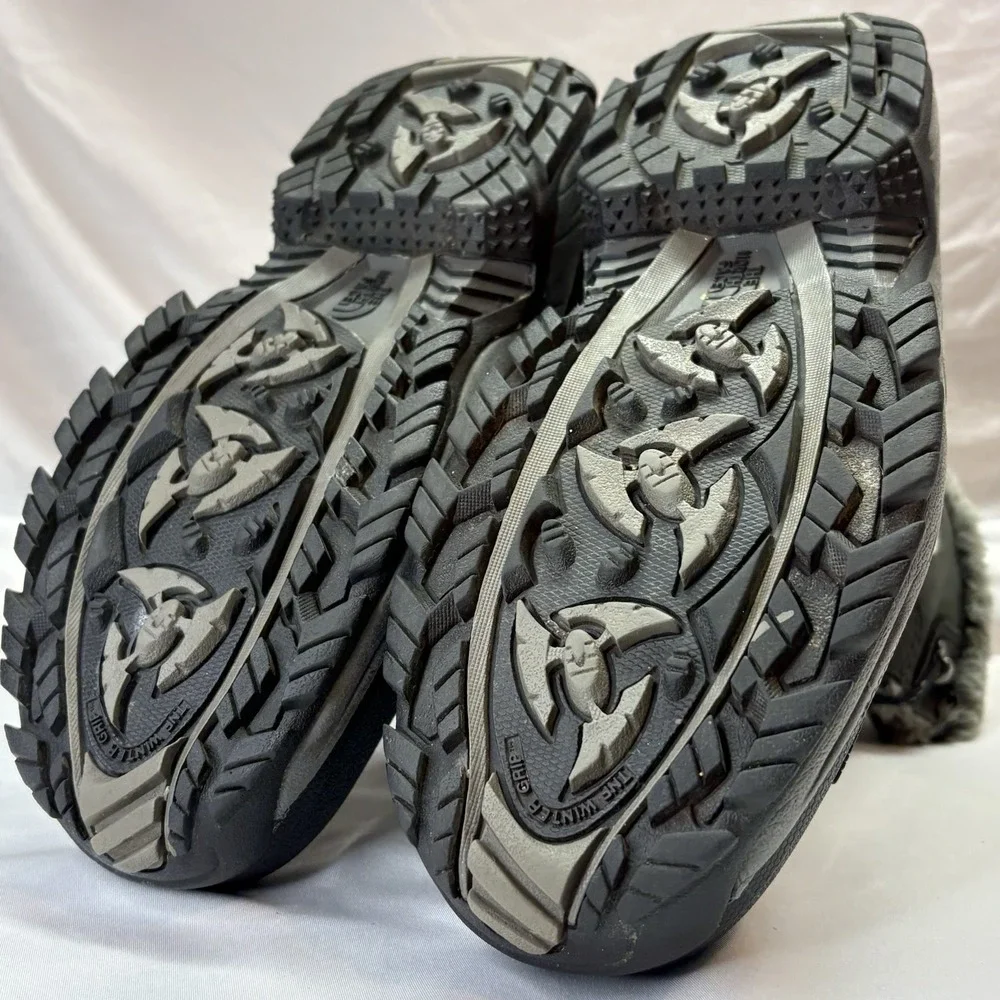 The North Face Chilkat Waterproof Duck Boots Women's 8.5‎ LaceUp Snow PrimaLoft